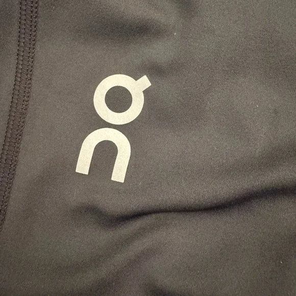 On Running Black Tights Long - Picture 5 of 7